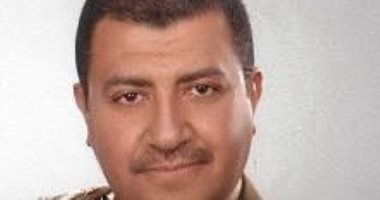 كلنا جيش مصر.. "خالد" يشارك صورته بالزى العسكرى لدعم الروح الوطنية