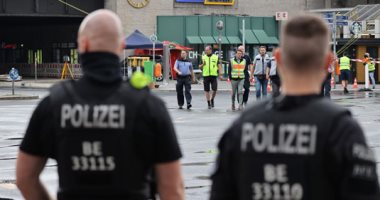 صور.. إصابة 7 أشخاص على الأقل جراء دهس سيارة حشدا من المواطنين فى برلين