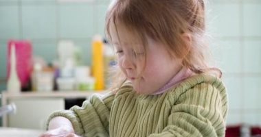 اعراض الوسواس القهرى للاطفال تشمل أفكار وسلوكيات متكررة اليوم السابع