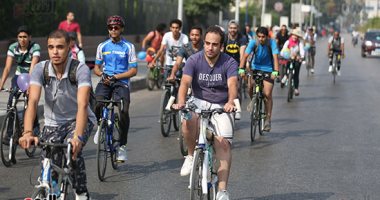 شباب الزمالك والمهندسين يحتفلون بأول أيام العيد بمسيرة دراجات