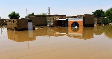 لحظة انهيار سد بوط السودانى وغرق أكثر من 600 منزل.. فيديو