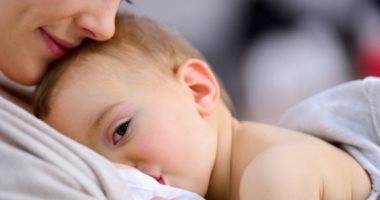 فوائد الرضاعة الطبيعية ليكى ولطفلك