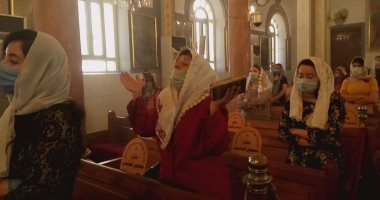 كنائس محافظات مصر تدق أجراسها وتستقبل الجمهور من جديد
