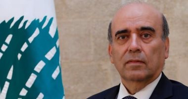 وزير الخارجية اللبناني الجديد يتسلم رسميا مهام الوزارة من سلفه المستقيل ناصيف 