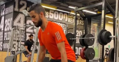 ناصر ماهر يستعد لمباراة المقاولون بتدريبات بدنية فى الجيم.. فيديو