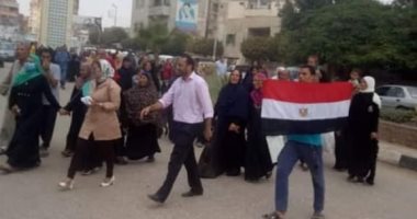 مسيرة إعلام مصر لحث المواطنين على المشاركة بانتخابات الشيوخ بالمنوفية