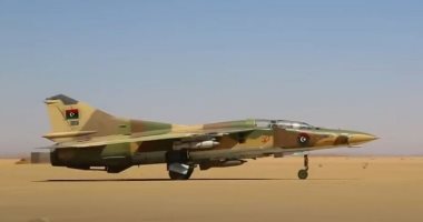 طيران الجيش الليبى يقصف "أهدافا معادية" جنوب شرقى مصراتة
