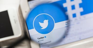 تويتر يوسع قواعد المعلومات المضللة قبل الانتخابات الأمريكية