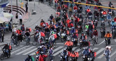 إضراب عمال الديلفيرى فى كولومبيا للمطالبة بتحسين أوضاعهم المادية