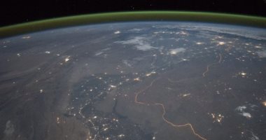 لقطة من محطة الفضاء الدولية ترصد ظاهرتين فى الغلاف الجوى للأرض