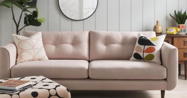 5 نصائح لاختيار أريكة مناسبة لغرفة المعيشة.. أنيقة ومريحة ومتينة