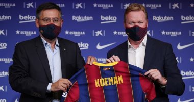 برشلونة يقدم المنقذ رونالد كومان للجماهير بعد توقيعه لمدة عامين