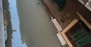 سيبها علينا.. شكوى من غرق شارع مصطفى يوسف في المنيب بمياه الصرف الصحي