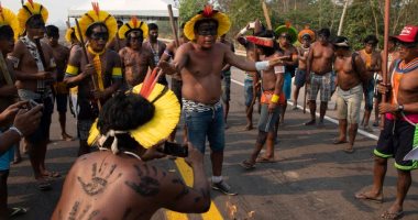 إضراب سكان البرازيل الأصليين على الطرق السريعة احتجاجا على إزالة الغابات وكورونا