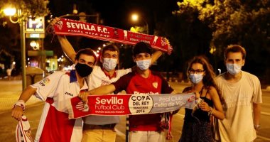 الشرطة الإسبانية تحرم جماهير إشبيلية من الاحتفال بلقب الدوري الأوروبي