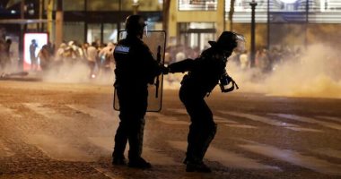 الشرطة الفرنسية تدفع فاتورة شغب جماهير باريس سان جيرمان.. فيديو 
