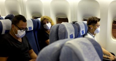 CDC: كورونا يمكن أن ينتشر فى الطائرات والرحلات الجوية
