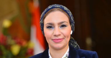 ياسمين الكاشف: جامعة مصر تقدم رسالة توعوية لأهمية ممارسة المواطنين حقهم الدستورى