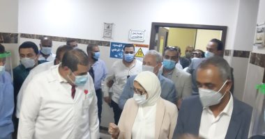 وزيرة الصحة تتفقد مستشفى أرمنت قبل تطبيق التأمين الصحى الشامل.. صور