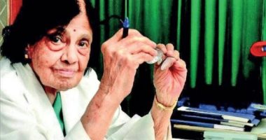 وفاة أول طبيبة قلب فى الهند عن عمر 103أعوام بسبب إصابتها بكورونا  