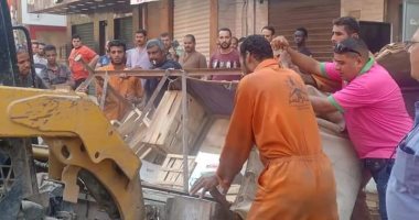 حملات لرفع الإشغالات وإزالة مخالفات البناء بعين شمس