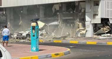 أثار انفجار مطعم فى أحد شوارع أبوظبى بسبب تسرب غاز.. فيديو وصور