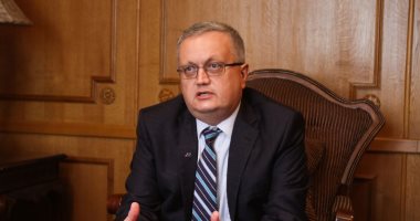 سفير روسيا بمصر يحتفى بمتانة العلاقات بين القاهرة وموسكو فى تهنئته بالعام الجديد