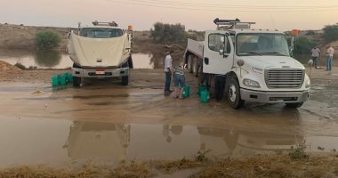 إعادة تشغيل طريق " الشيخ زويد _ العريش"  بعد إغلاقة لعطل بخط مياه الصرف 