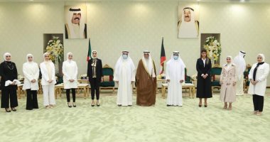 8 نساء يؤدين اليمين الدستورية في الكويت لأول مرة