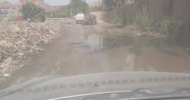 شكوى غرق طريق مدرسة الامام على بالبدرشين بمياه الصرف الصحى 