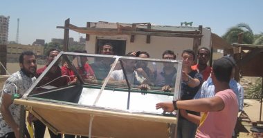 مشروع تخرج طلاب كلية التكنولوجيا بسوهاج لتحلية المياه بالمقطر الشمسى