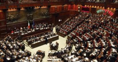 إيطاليا تستعد لاستفتاء تخفيض ثلث نوابها 20 و21 سبتمبر