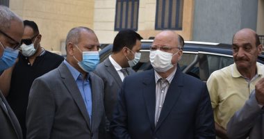 محافظ القاهرة يوجه بضرورة ارتداء الكمامة بالمدارس وكافة الأجهزة التنفيذية