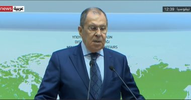 وزير خارجية روسيا يؤكد ضرورة ضمان سيادة قبرص وفق القرارات الدولية