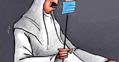 تطبيق الاشتراطات الصحية واجب لمواجهة فيروس كورونا فى كاريكاتير كويتى 