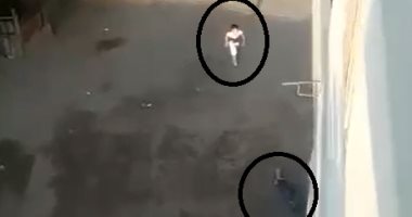 فيديو يرصد استغاثة طفل عقب مقتل والده "شهيد الشهامة" في الهرم