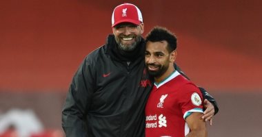 وكيل محمد صلاح يثير الغموض حول التجديد مع ليفربول بعد تصريح كلوب