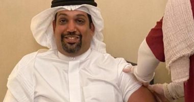 وزير المالية والاقتصاد البحرينى يتطوع فى التجارب السريرية للقاح كورونا