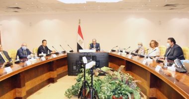 "الاتصالات" توقع اتفاقية مع جامعة الأسكندرية لتنفيذ مشاريع بحثية 
