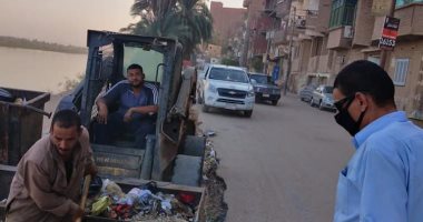 رفع 125 طن أتربة ومخلفات صلبة وقمامة فى 3 مراكز بمحافظة سوهاج