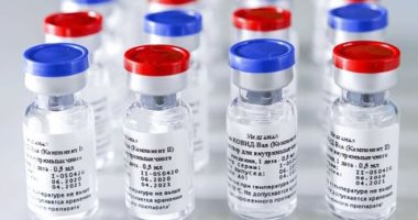 كازاخستان تبدأ التطعيم العام باللقاح الروسى "سبوتنيك ـ V" فبراير المقبل