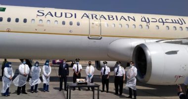السعودية نيوز | 
                                            تكريم موظف سعودى فى مطار جدة أنقذ طائرة كاملة وركابها من حريق مفاجئ
                                        