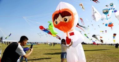 انطلاق مهرجان ويفانج الدولى للطائرات الورقية فى مقاطعة شاندونج الصينية