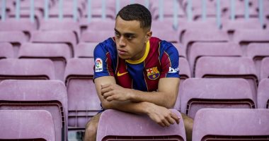 ديست أحدث صفقات برشلونة: لم أنضم للبارسا للعب بجوار ميسي