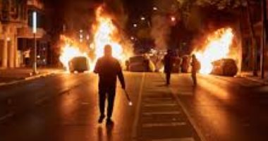 فوضى وحرائق فى مظاهرات ذكرى استفتاء الاستقلال الفاشل لكتالونيا..فيديو