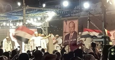 استمرار احتفالات المواطنين بنصر أكتوبر بميدان سيدى جابر فى الإسكندرية.. صور