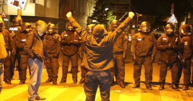 إصابة 36 شرطيا بعد اشتباكات مع متظاهرين فى ألمانيا