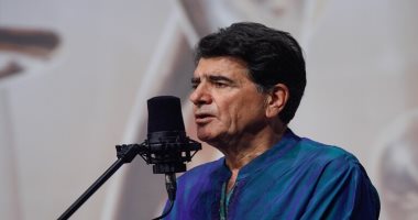 وفاة أيقونة الموسيقى والمعارضة فى إيران محمد رضا شجريان عن 80 عاما