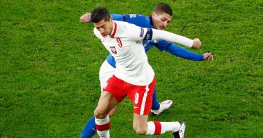 بولندا ضد إيطاليا.. التعادل السلبي يحسم الشوط الأول بين المنتخبين