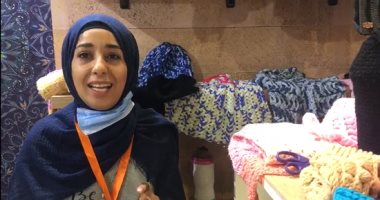 شيماء تتحدى الإعاقة بالخيط والإبرة.. ولقاء الرئيس السيسى منحها الأمل (فيديو)